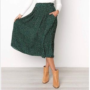 Polka dot midi skirt with pockets